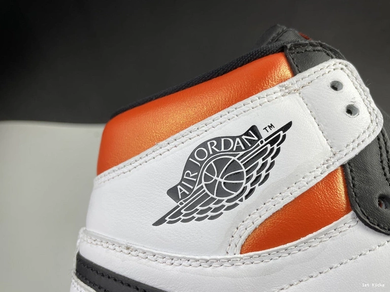 ORANGE HIGH ELECTRO RETRO 1 JORDAN 555088-180 1220